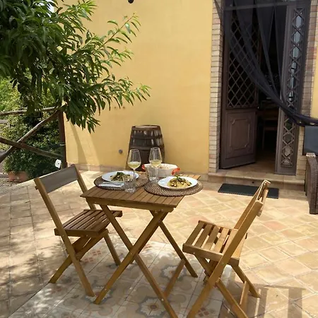Mandorlo Dell'etna, Casa Siciliana Holiday home Piedimonte Etneo